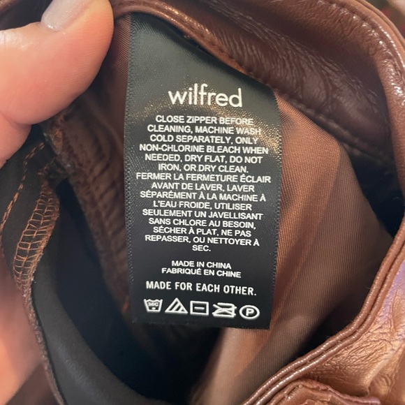 NWT WILFRED MELINA CROPPED faux leather pants - Picture 4 of 7